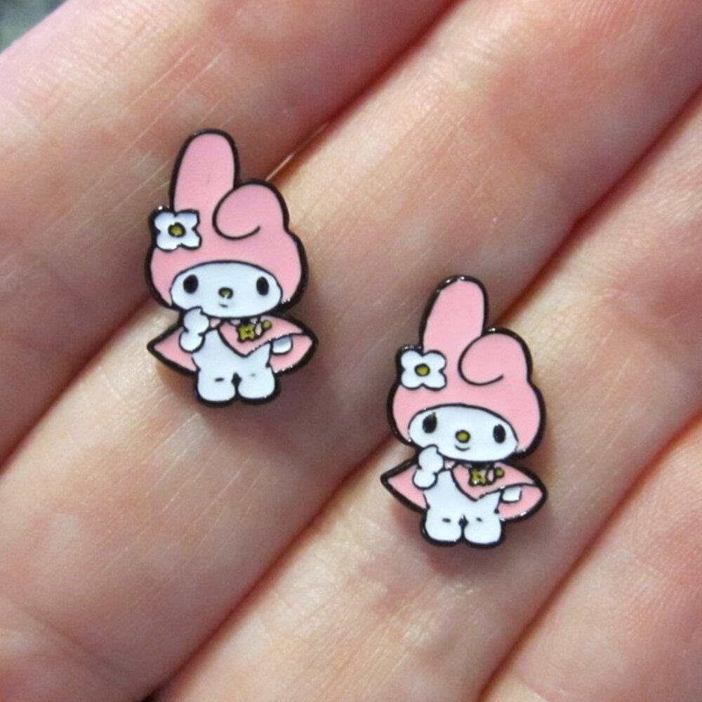 My Melody Earrings Wearing Cape - Hypoallergenic